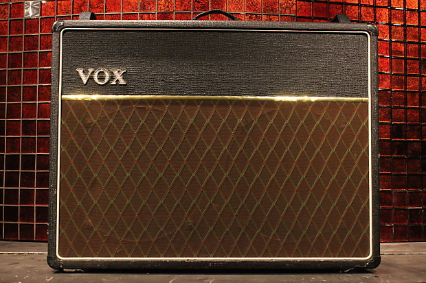 VOX AC30 6TB - Modded w/Alnico Blue Speaker and Attenuator – Made in UK -  Free Shipping in Canada
