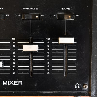 (C14583) Realistic Stereo Mixer image 7