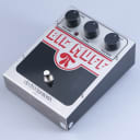 Electro-Harmonix Big Muff Pi Fuzz Guitar Effects Pedal P-13386