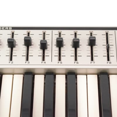Evolution MK-461C USB MIDI 61-Key Keyboard Controller Owned