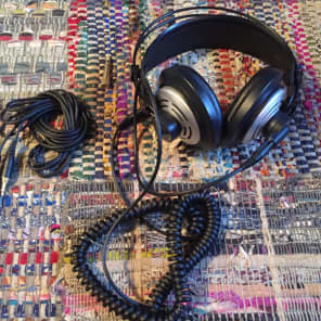 K141 headphones top