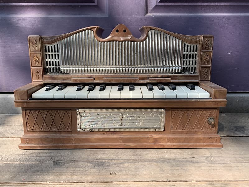 Emenee Electric Golden Pipe Organ 1950's Brown Reverb