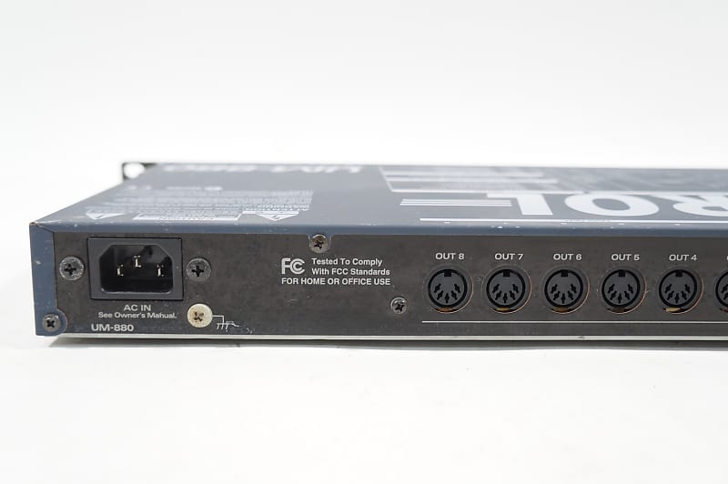 SALE Ends Sep. 5] Edirol UM-880 Roland 8 IN / 8 OUT USB MIDI