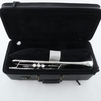 Yamaha YTR-8335II Xeno Trumpet | Reverb Canada