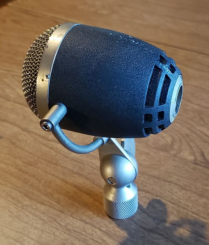 Electro-Voice Blue Raven dynamic mic | Reverb