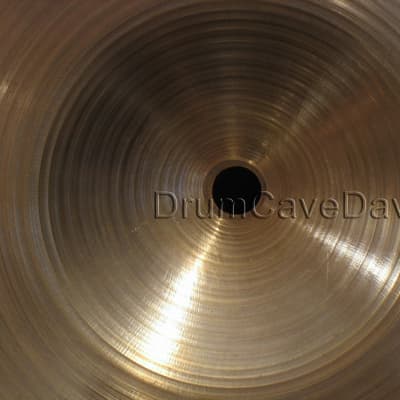 14" ZILDJIAN QUICK BEAT HI HAT CYMBALS, VINTAGE late 1970s HOLLOW LOGO, 1128 & 1202 grams image 6