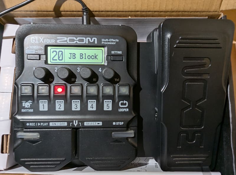 Zoom G1X Four