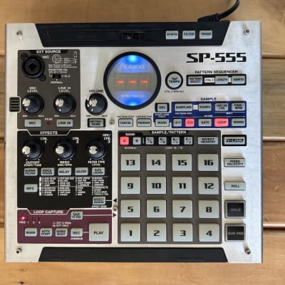 Roland SP-555 Sampler | Reverb