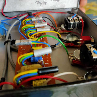 FUZZ Superelectric Tone Bender I e II RARE NOS MULLARD RED DOT METAL CAN image 7