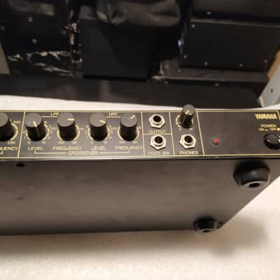 Yamaha PB-1 Bass Preamp - EQ - Bi-amp - DI - Demo. Studio