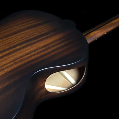 Ross Liuteria Acoustic Jumbo Guitar - "Regina" model -ON ORDER image 3