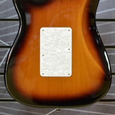 Fender Artist Dave Murray Stratocaster 2-Colour Sunburst Electric Guitar & Deluxe Gig Bag B Stock image 2