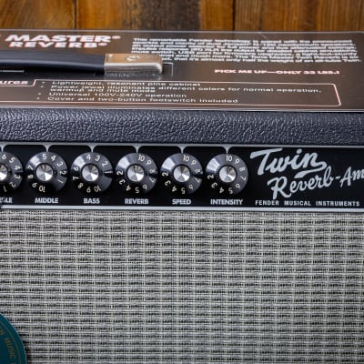 Fender Tone Master Twin Reverb 2-Channel 85-Watt 2x12