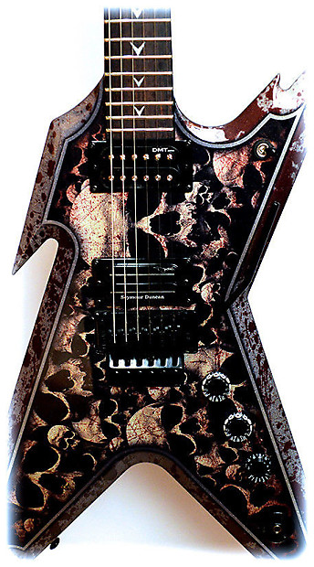 DEAN ディーン DIME RAZORBACK SKULLSハードケース付 Dean Razorback Guitar with Hardshell Case, Skulls Graphic