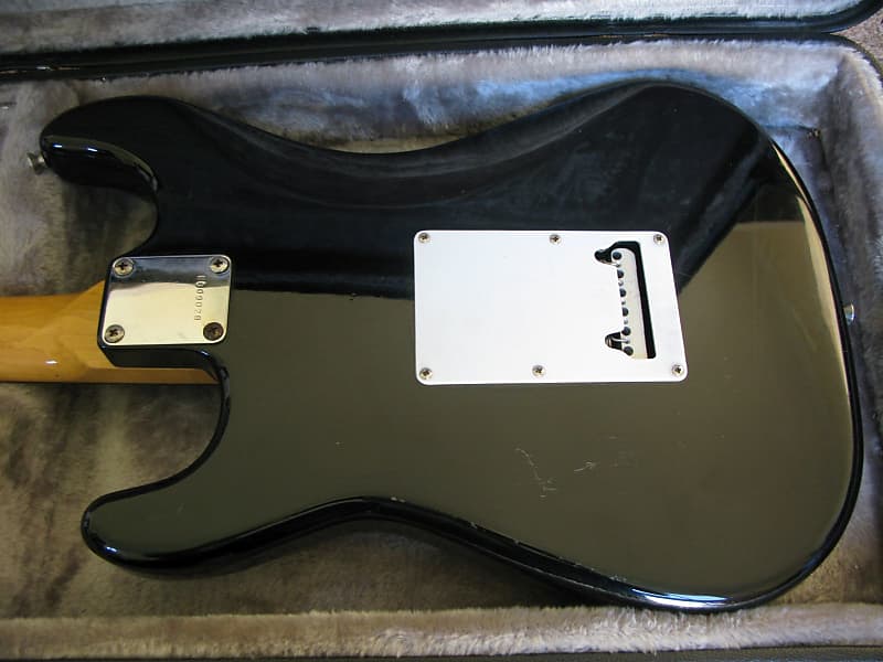 Hurricane by Morris Stratocaster from the '80s Gloss Black