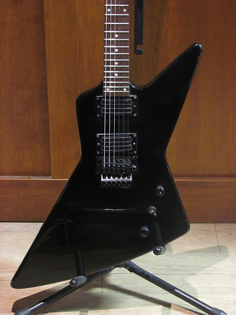 Kramer Imperial FR 404S Explorer Style w Quad Rails
