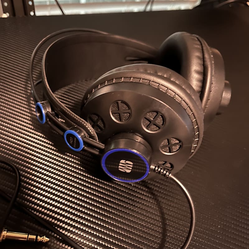 Hd7 studio monitoring headphones clearance