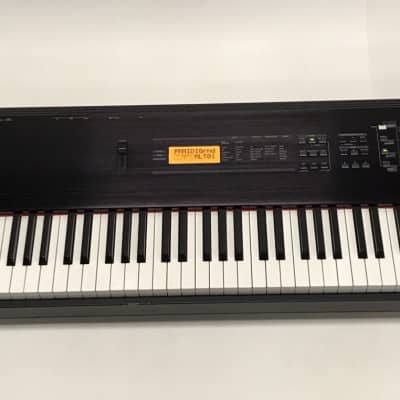 Yamaha S08 88 Key Programmable Synthesizer Keyboard image 2