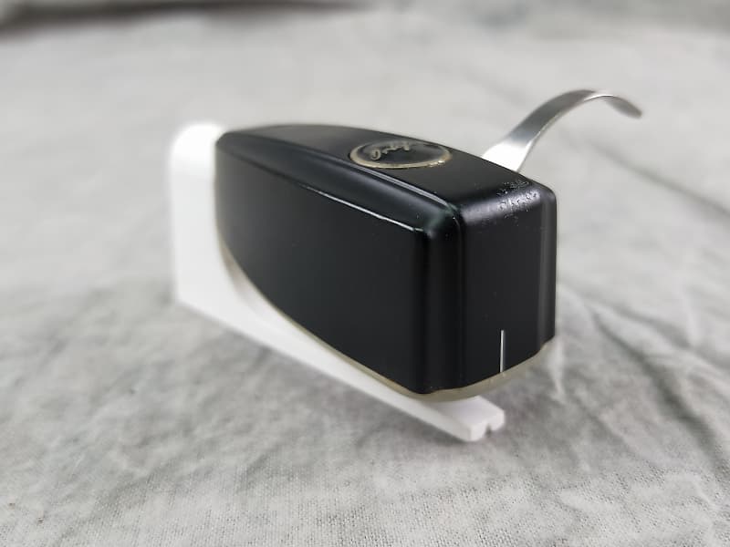 Ortofon Elliptical Diamond MC Cartridge In Excellent Condition #648838  			