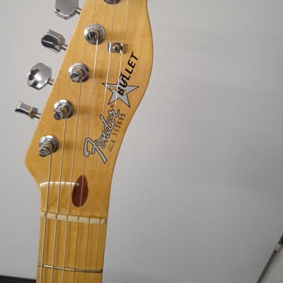 Fender Bullet H1 * Singlecut / Telecaster Style * USA 1981 image 5