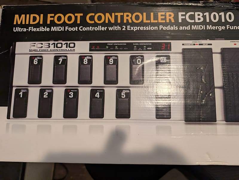 Behringer FCB1010