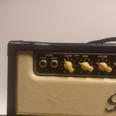 Bugera Vintage V55HD valve guitar head amplifier image 4