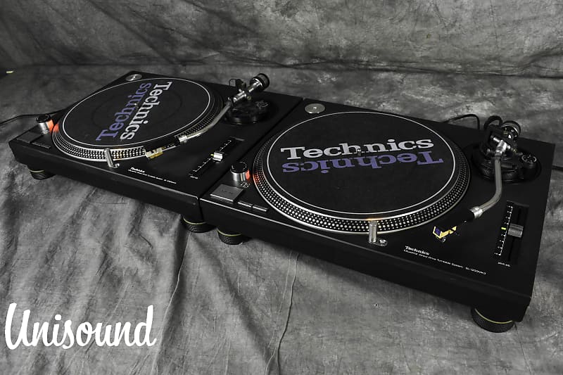 Technics SL-1200MK3 Black Pair Direct Drive DJ Turntables [Very Good]