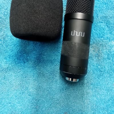 Focusrite Scarlett 2i2 3rd Gen USB Audio Interface 2019 - Present - Red / Black image 5