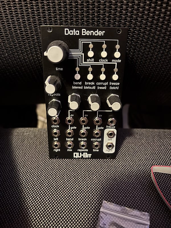 Qu-Bit Electronix Data Bender