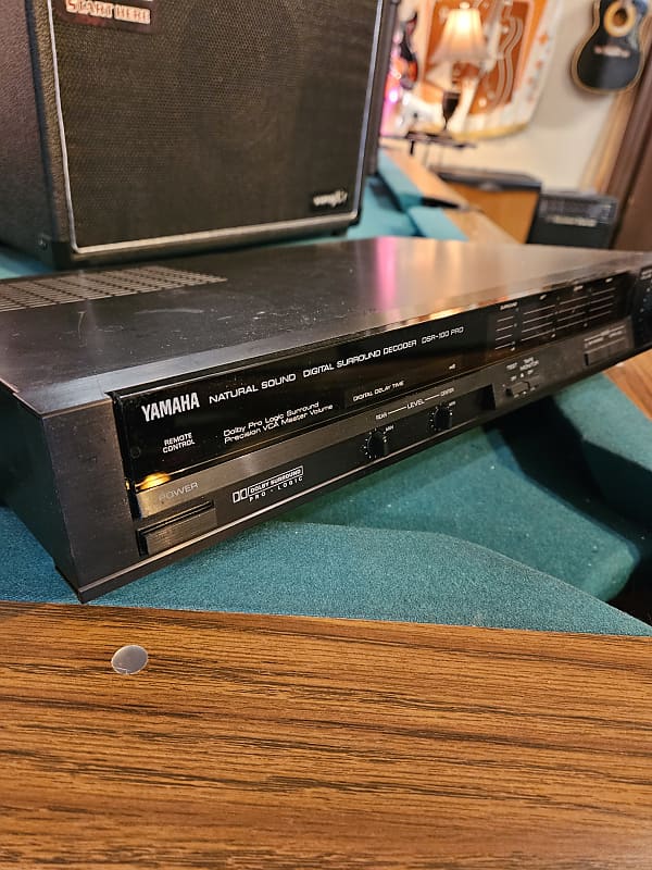 Yamaha DSR-100 PRO Digital Surround Decoder MIJ 1989