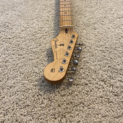 Fender Vintera '50s Stratocaster Modified image 2
