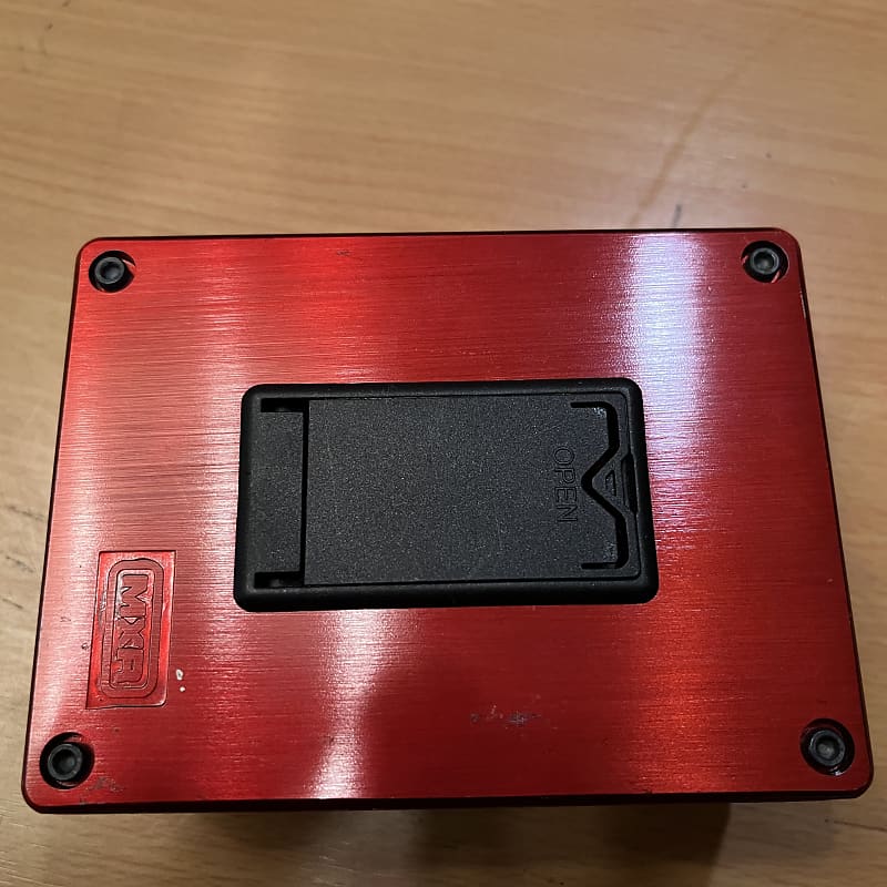 MXR／IKEBE ORIGINAL M80 BASS D.I.+“Brushed Red”】定番ベース