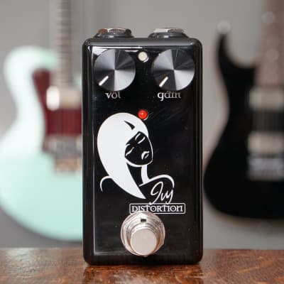 Reverb.com listing, price, conditions, and images for red-witch-seven-sisters-ivy