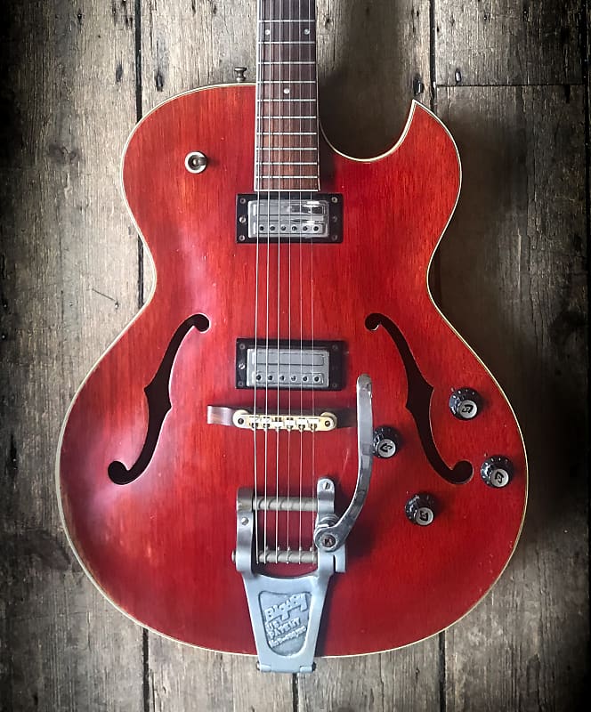 1963 Guild Starfire MkII in Cherry finish with hard shell case image 1