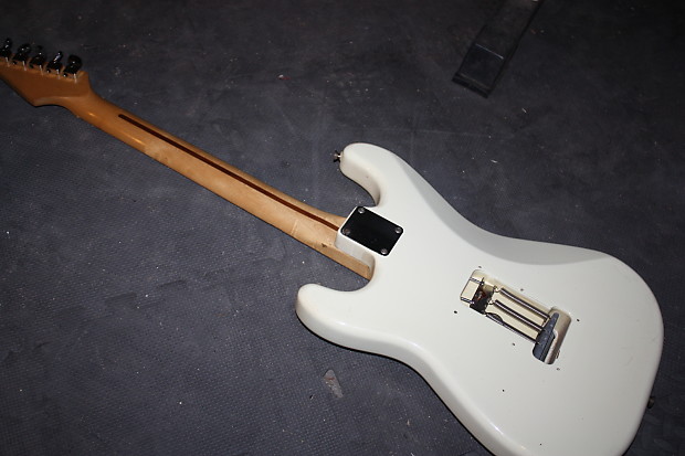 Fender Standard Stratocaster 1993 Mexico MIM White | Reverb