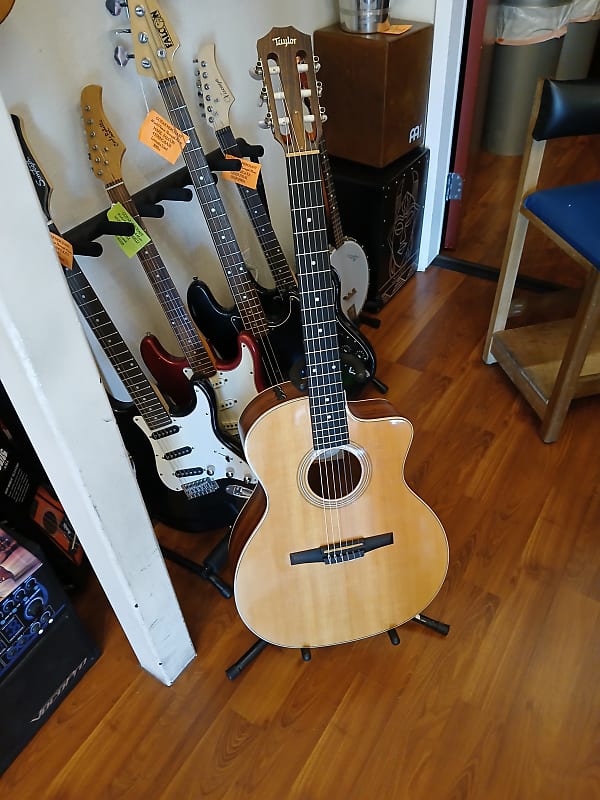 Taylor 214 CE 2000s - Natural | Reverb