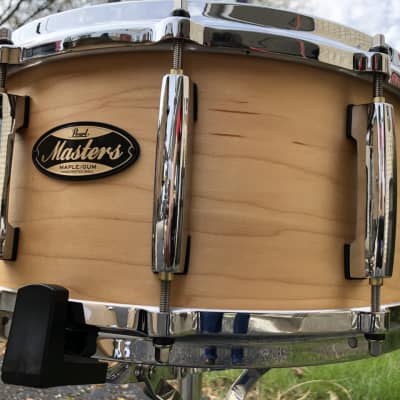 Pearl Masters Maple Gum Drum Set 5pc Hand Rubbed Natural Maple Shell Pack MMG924 image 4