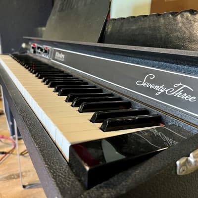 Rhodes Mark II Suitcase Piano 73-Key Electric Piano 1979 - 1983 - Black original vintage USA image 5