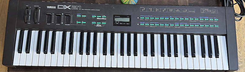 Yamaha DX27 61-Key Digital Programmable Algorithm Synthesizer | Reverb