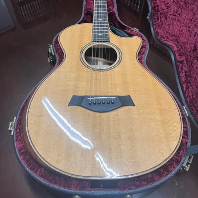 Taylor 812ce 12-Fret with V-Class Bracing 2019 - Present - Natural image 2