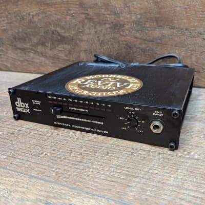 dbx 163X Over Easy Compressor / Limiter | Reverb