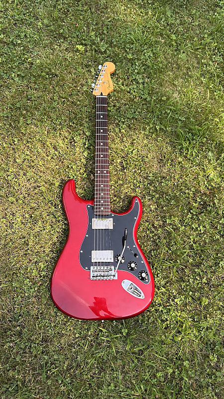 Fender Blacktop Stratocaster HH | Reverb Canada