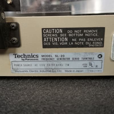 Technics SL-20 Belt Driven Turntable image 8