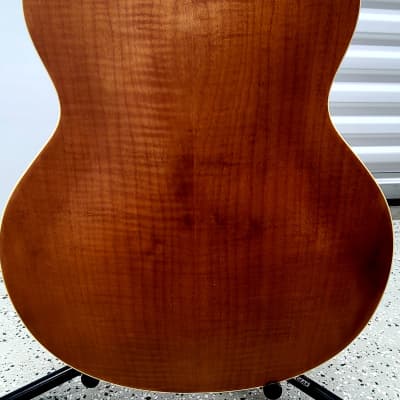 Guild Jumbo Junior Acoustic-Electric Bass, 23 3/4" Short-Scale, Solid Sitka Spruce Top image 14