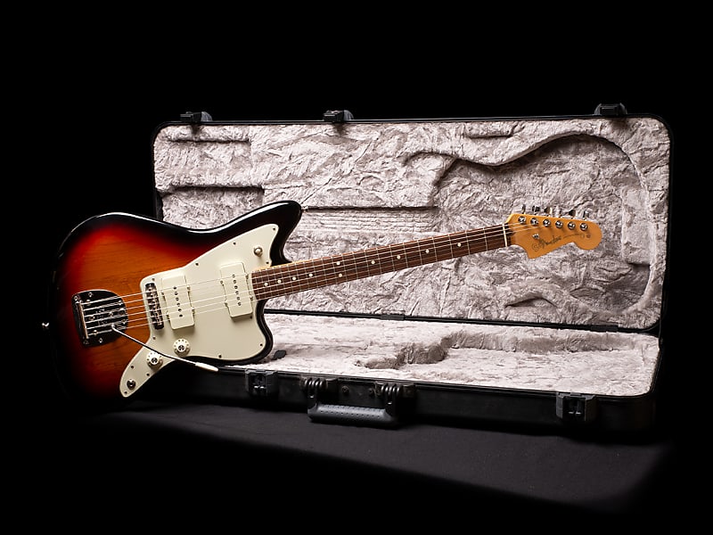 Fender  Jazzmaster American Pro 2016 Sunburst image 1