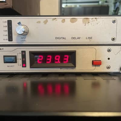Klark Teknik DN700 and DN716 Digital Delay 1984 image 2
