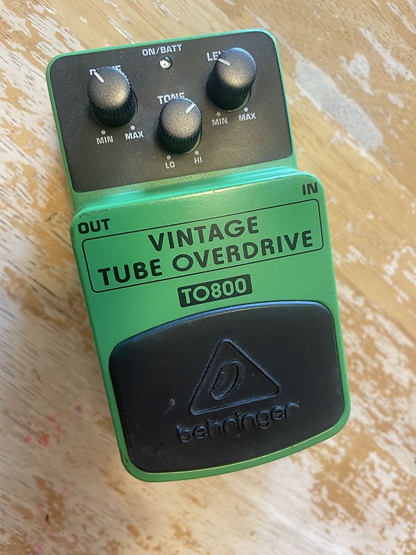Behringer TO800 Vintage Tube Overdrive