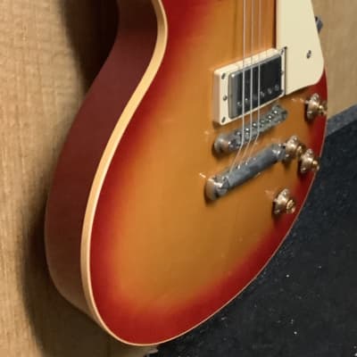 2000 Gibson Les Paul Classic (w/ OHSC) image 3
