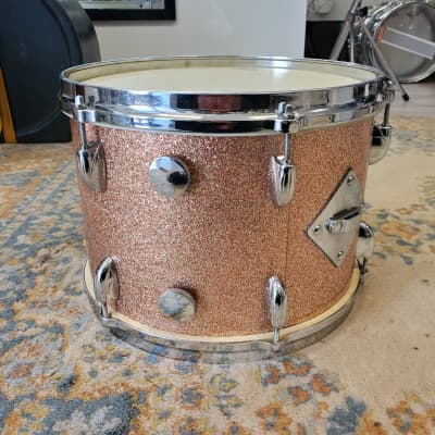 Gretsch Round Badge 'Name Band' Kit in Champagne Sparkle 22-16-13" image 20