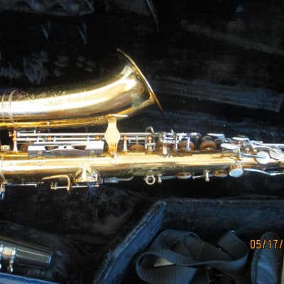 Vito brand Alto Saxophone, made in Japan image 6
